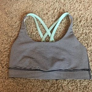 Lululemon sports bra 4